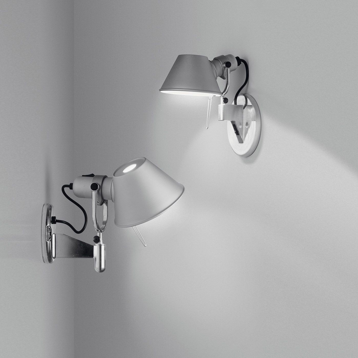 Zidna lampa Tolomeo A029250