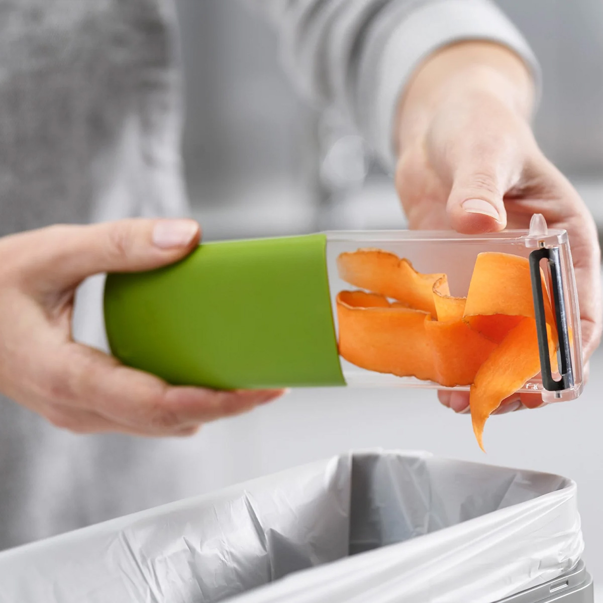 Ljuštilica sa kolektorom za otpad PeelStore Waste 20166