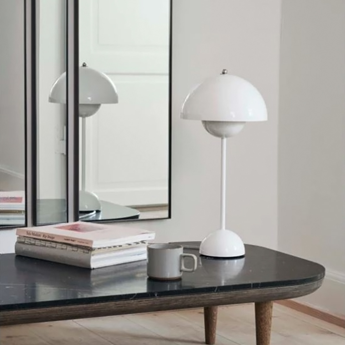 Stona lampa Toni bela 1.0376- SL500