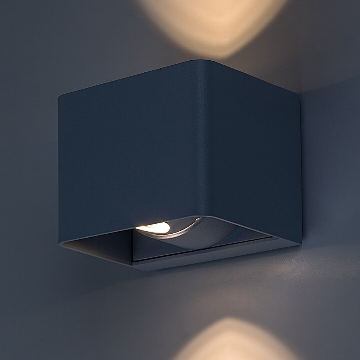 zidna lampa spoljna HALLSATT 77170 