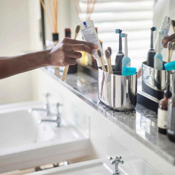 Držač četkica za zube Easy Store Luxe 70581 