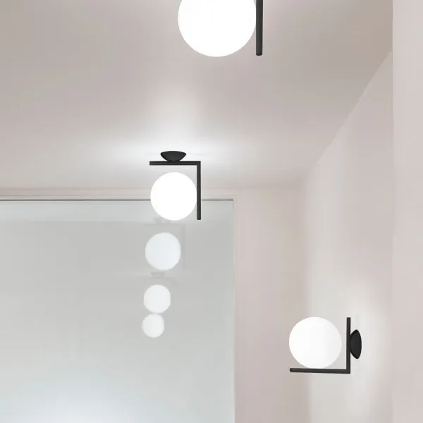 Zidna lampa 1.0129 crna