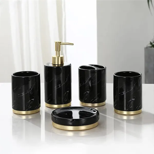 Kupatilski set MU411-003