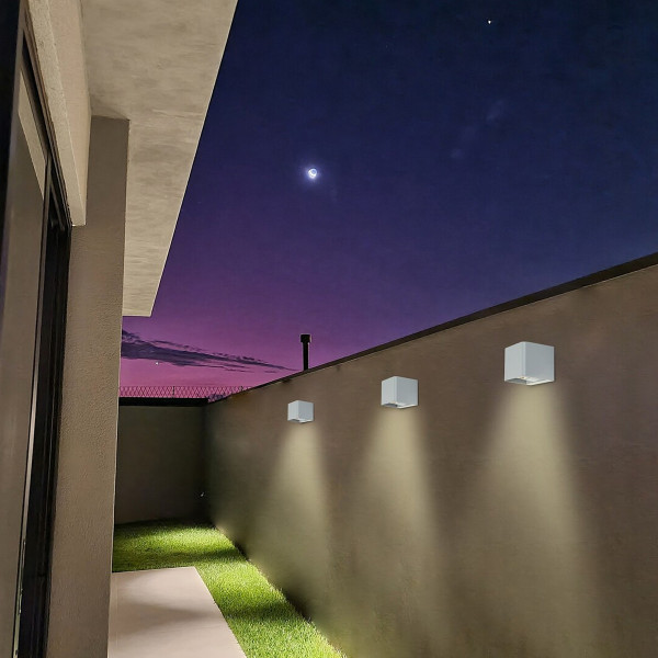 zidna lampa spoljna HALLSATT 77170 