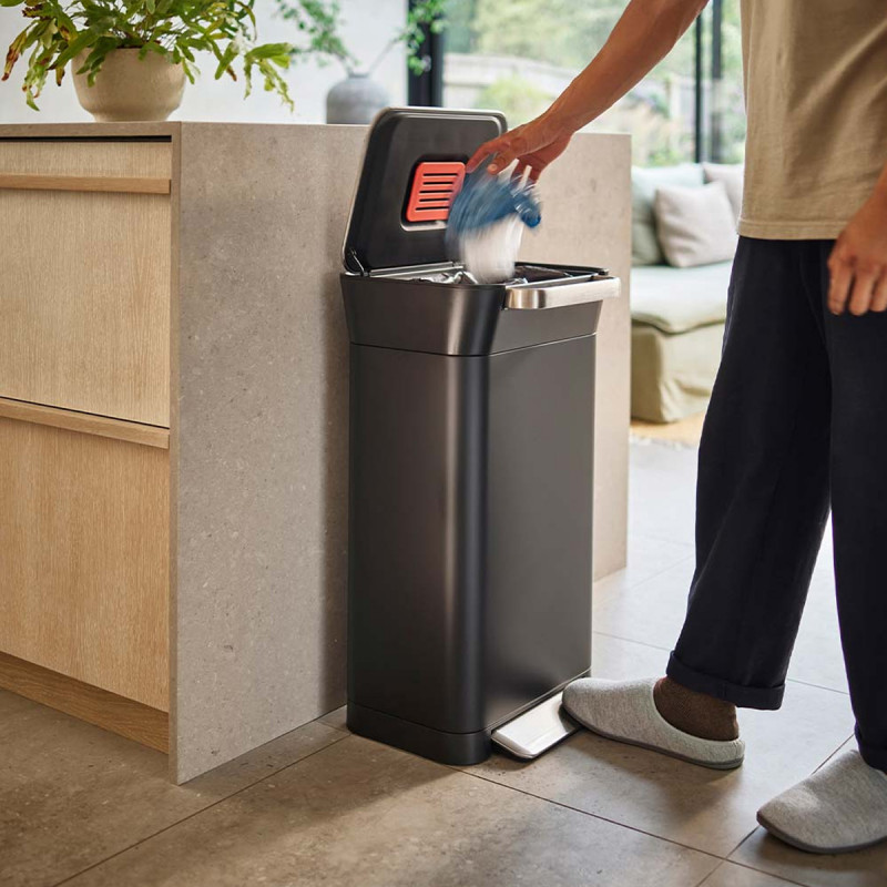 Kanta za smeće Titan 30146 