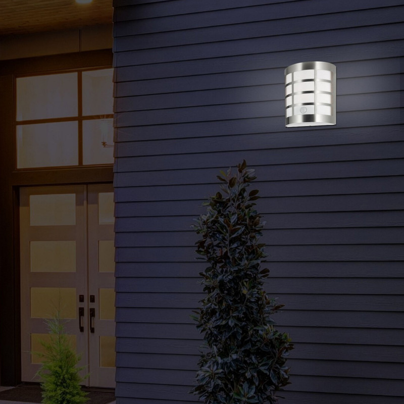 Zidna lampa sa senzorom 8800 